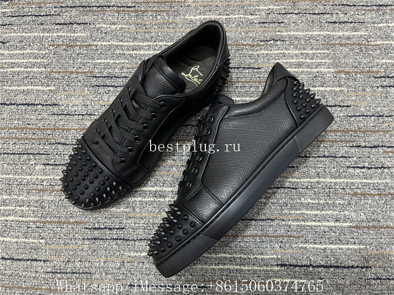 Christian Louboutin Low Top Sneaker Black