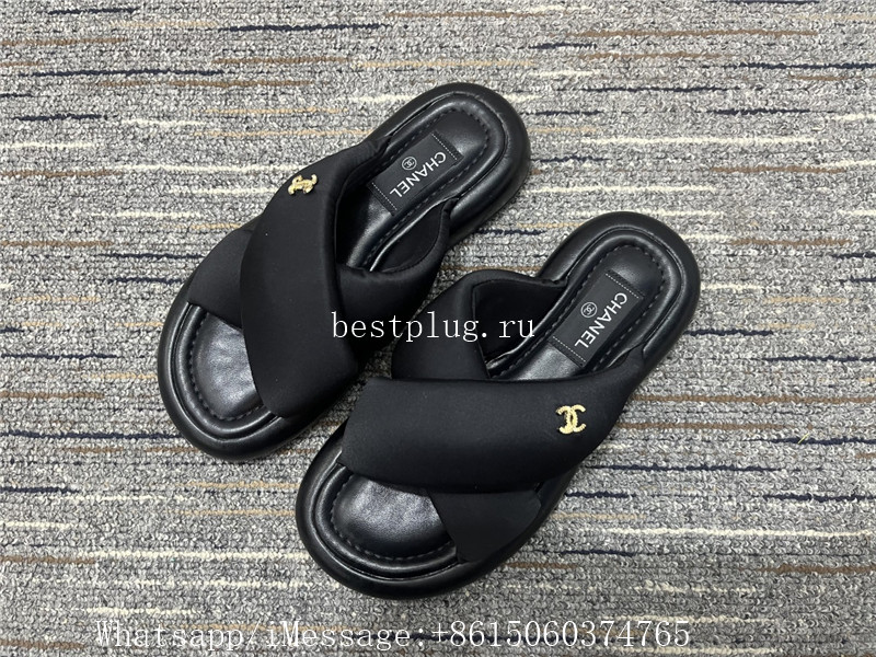 Chanel Slipper Black