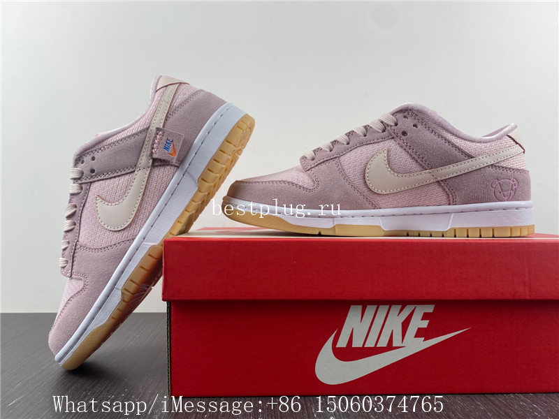 Nike Dunk Low Teddy Bear Pink