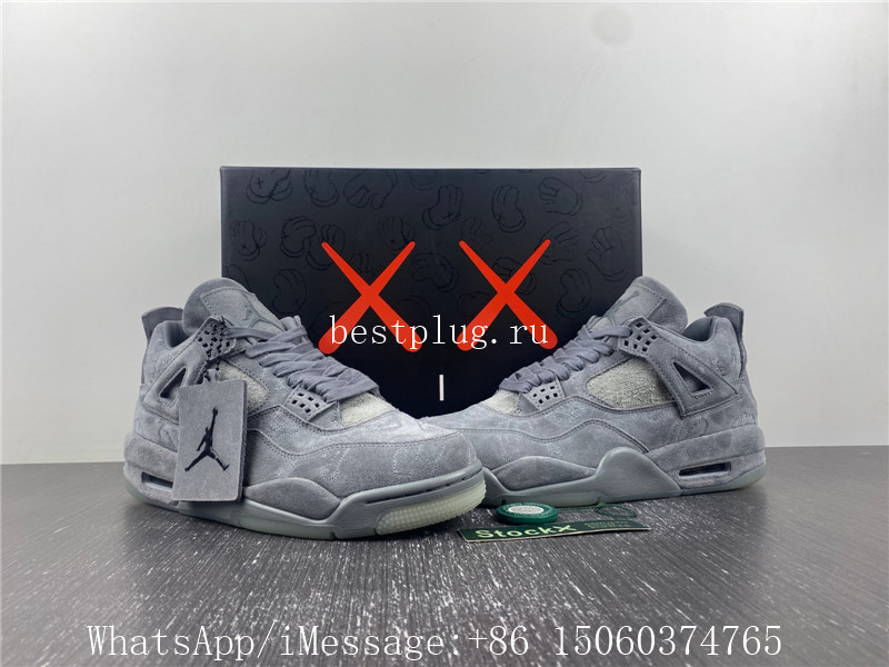 KAWS x Air Jordan 4 “Cool Grey”