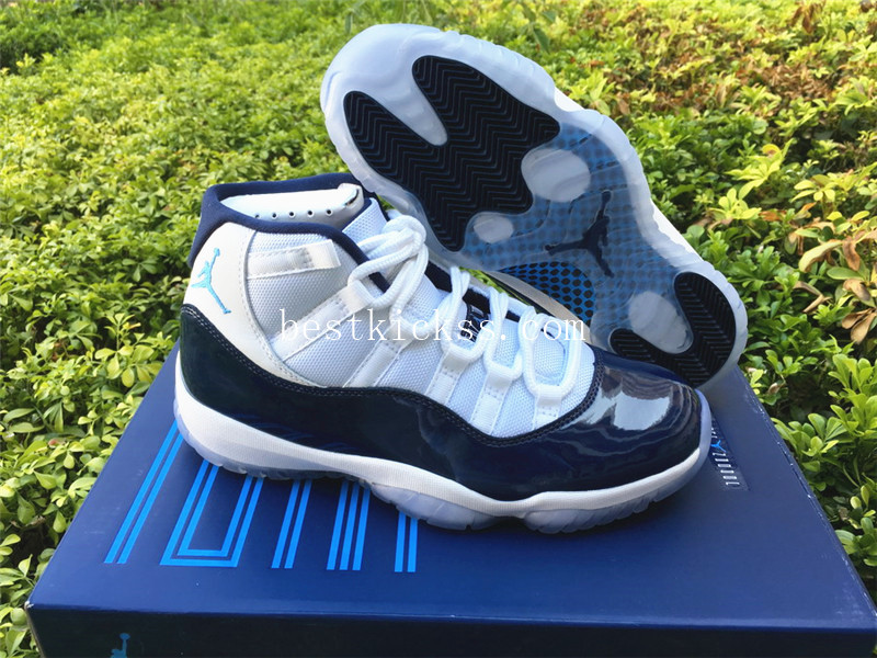 Air Jordan 11 Retro Midnight Navy Blue