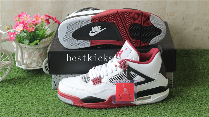 Air Jordan 4 Retro Fire Red Nike Bottom