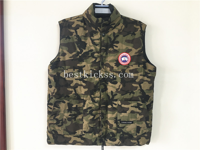 Canada Goose Camo Freestyle Vest Jacket Men