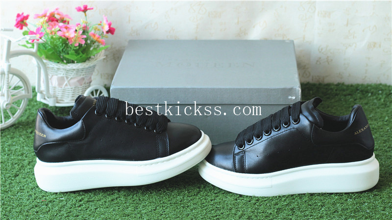 Alexander McQueen Sneaker Black White