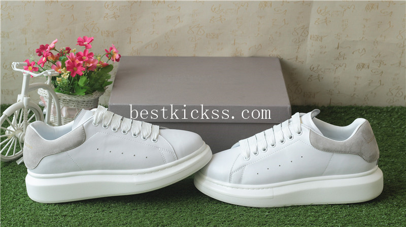 Alexander Mcqueen Sneaker White Grey Suede