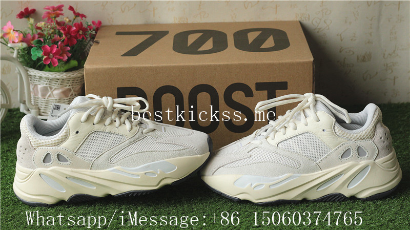 Adidas Yeezy Boost 700 Analog