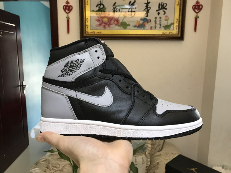 AIR JORDAN 1 OG Shadow