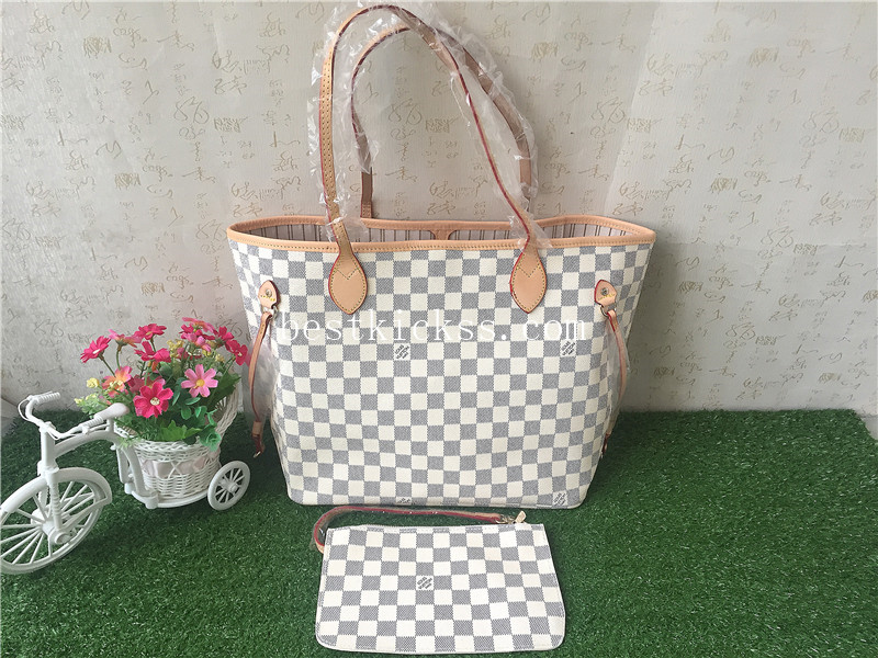 LV bag Neverfull White