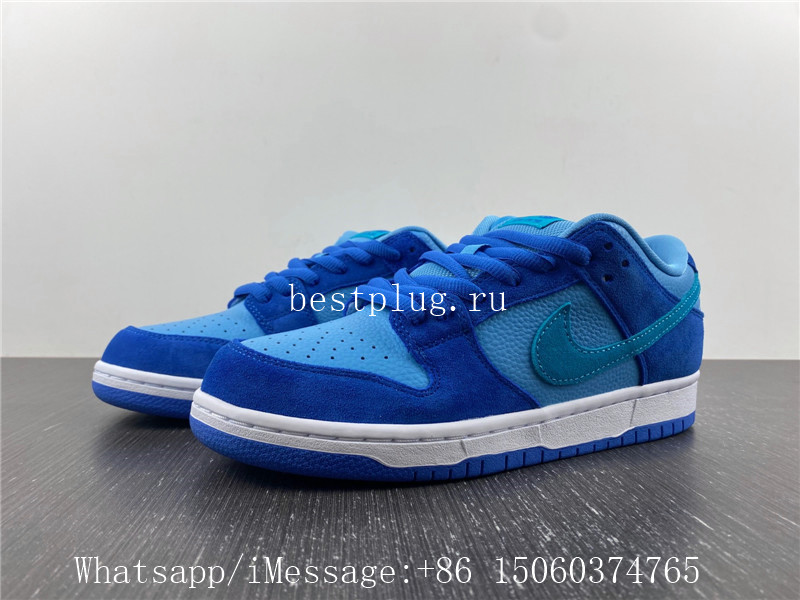 Nike SB Dunk Low “Blue Raspberry”