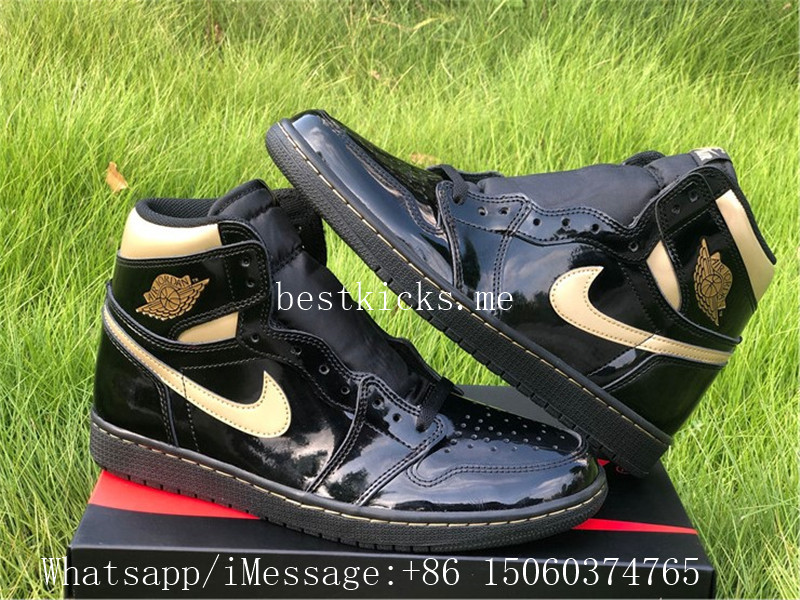 Air Jordan 1 High OG Black Metallic Gold Patent