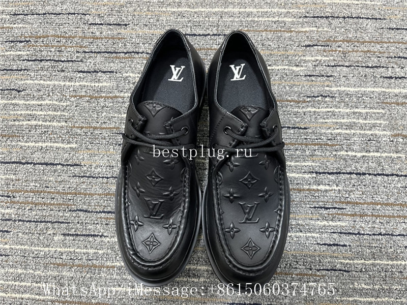 Louis Vuitton Low Top Sneaker Leather Black